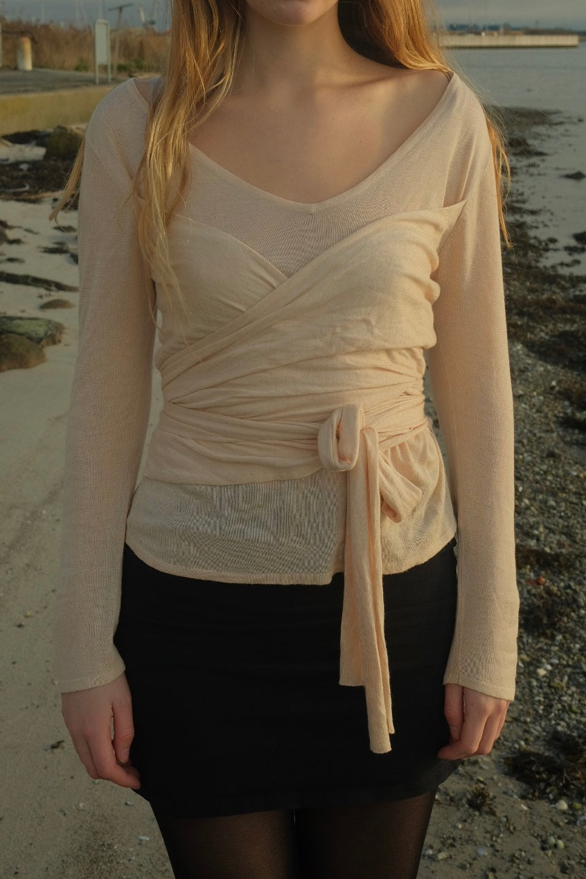 Pink blouse with tie detail