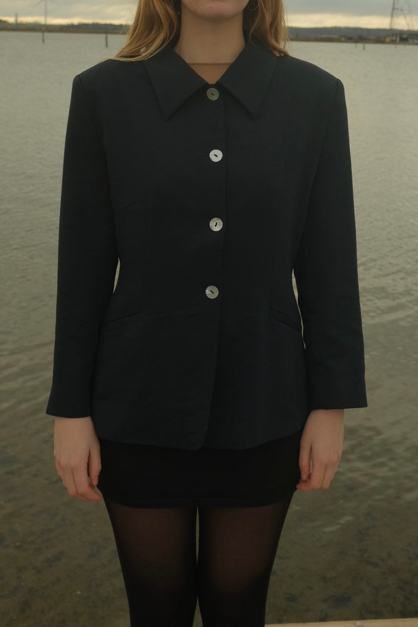 Blue blazer with mother-of-pearl buttons