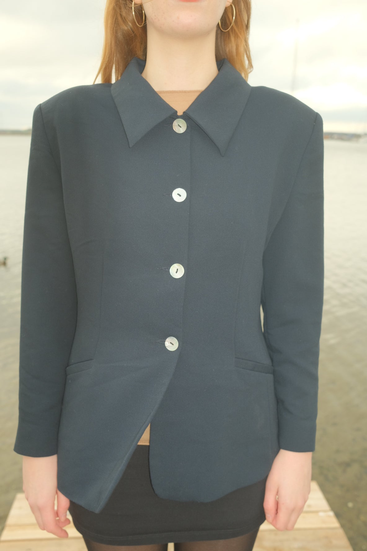 Blue blazer with mother-of-pearl buttons