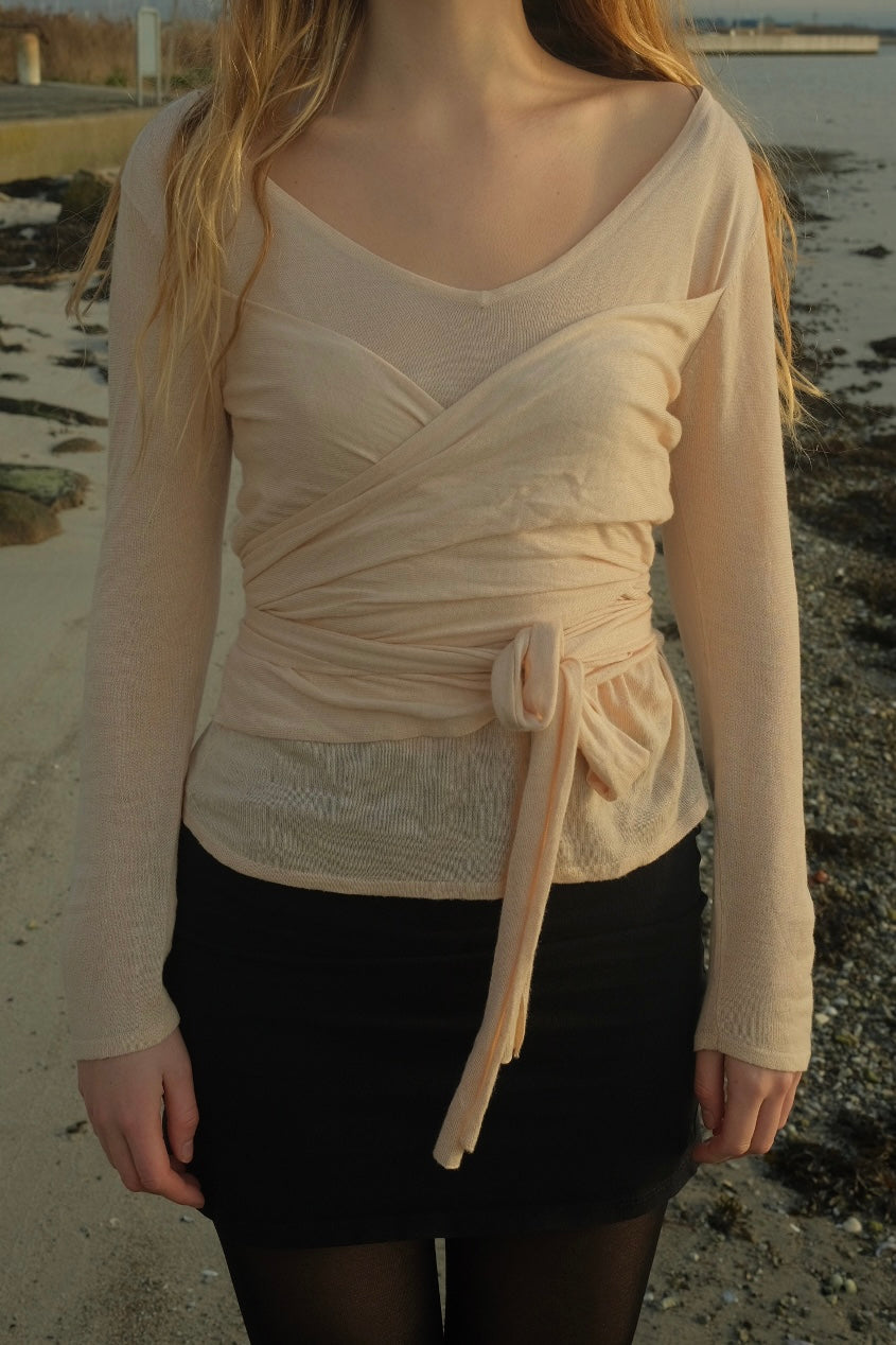 Pink blouse with tie detail